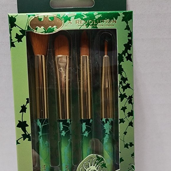 X Revolution Poison Ivy Group - Cosmetic Bag, Face Gems, Brush Set & Liner Duo - Picture 7 of 10